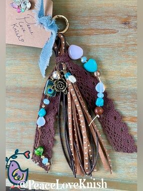 🌸Hand Crafted LeatherTassel Bag Charm